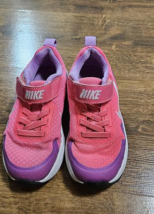 Детские кроссовки nike