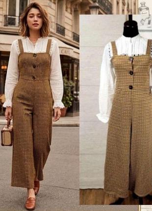 Стильный женский коричневый брючный комбинезон в клетку от zara
