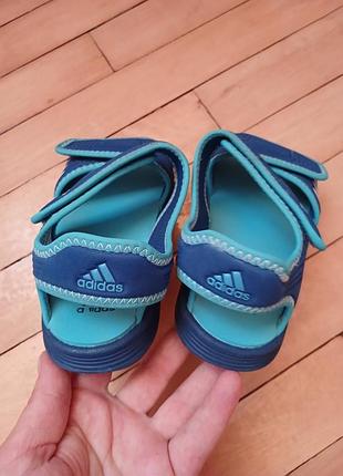 Легкие босоножки adidas 3