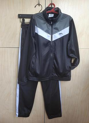 Новый спортивный костюм slazenger на 12-13 лет