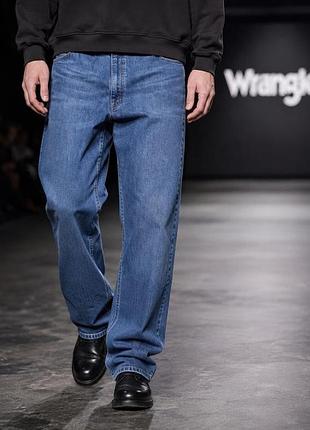 Мужские джинсы wrangler authentics синие 2xl (99% хлопок, 1% эластан)