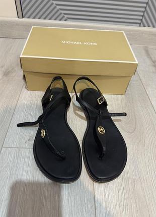 Сандалі шкіряні, 38 р, michael kors