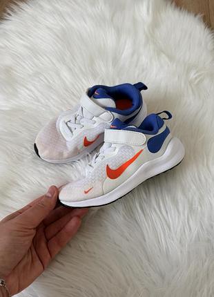 Кросівки nike adidas
