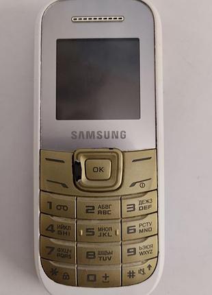 Телефон кнопочный samsung 6