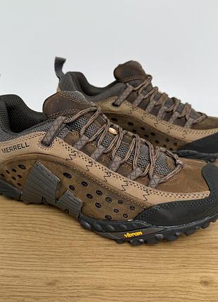 Нові чоловічі трекінгові кросівки merrell intercept