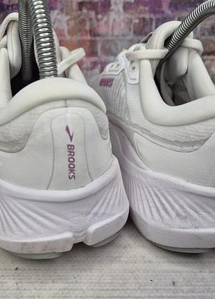 Кроссовки brooks 6
