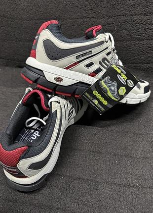 Кроссовки skechers