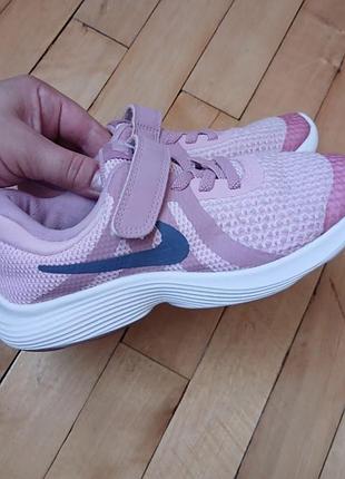 Nike кросівки