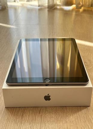 Ipad 6th generation 128gb wi-fi