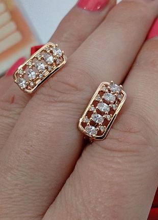 Серьги xuping с белыми фианитами (медицинское золото)