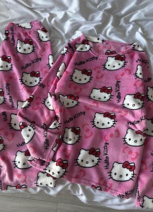 Рожева тепла піжама hello kitty 2