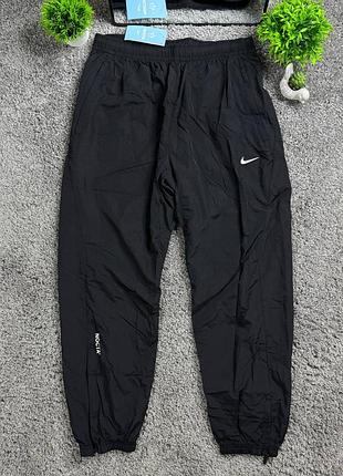 Нейлонові штани nike nocta