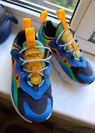 Дитячі кросівки nike
орігінал