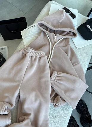 Спортивный костюм 9