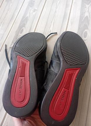 Кожаные кроссовки nike 39разм. 6