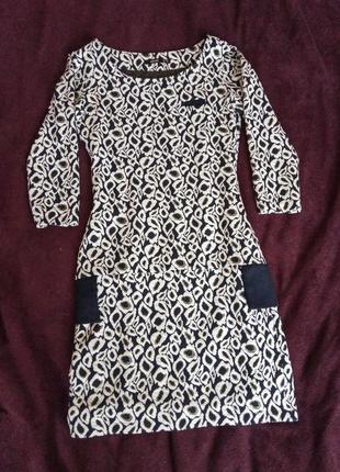 Жіноча тепла сукня perzoni на довгий рукав три чверті коротке нарядне міні плаття абстракція осінь зима осіннє зимове ділове нарядне з люрексом s/36.