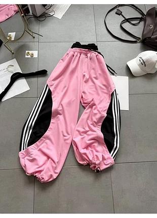 Трендові жіночі штани oversize. низ на затяжках. тканина двонитка., модель 1881, рожевий