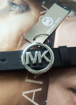 Кожаный черный ремень michael kors пряжка серебро