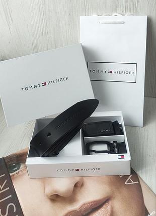 Мужской подарочный набор ремень + две пряжки toмми black