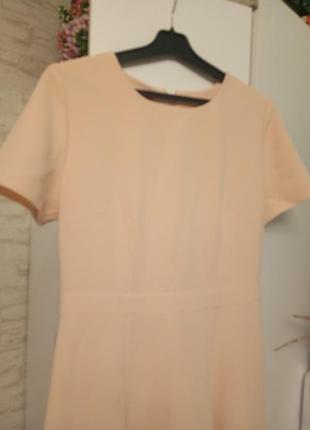 Красива пудрова сукня range. 2