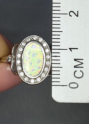 Кольцо серебряное с опалом 17,5 2,49 г 3