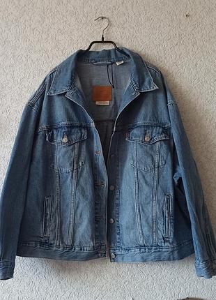 Джинсова куртка levi's plus size (розмір 3x / 56-58) — оверсайз трекер, преміум денім з ліоцелом