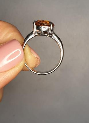 Кільце срібне з султанитом 18,5 4 г 2