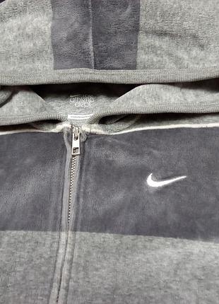 Велюрова кофта nike.xs. 4