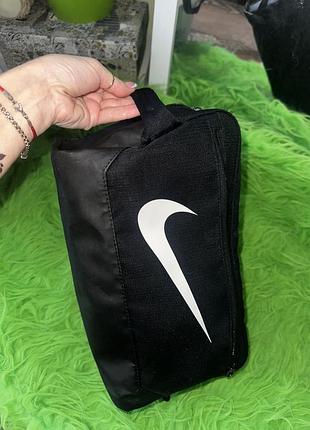 Велика чоловіча косметичка nike