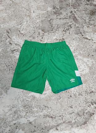 Спортивные легкие шорты от umbro shorts green