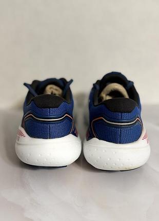 Оригінальні brooks 6