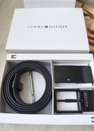 Мужской подарочный набор ремень + две пряжки tommи total black