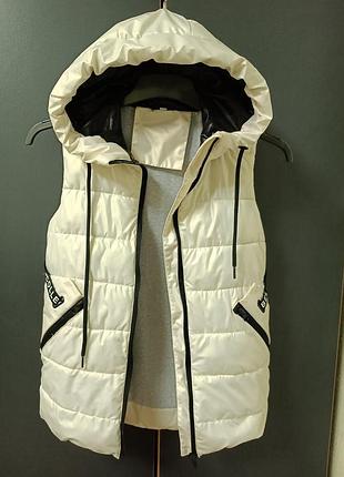 Жилетка кольору ivory, 140см