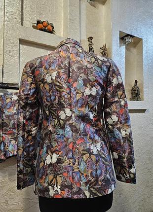 Костюм valentino 3