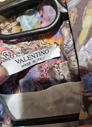 Костюм valentino 10