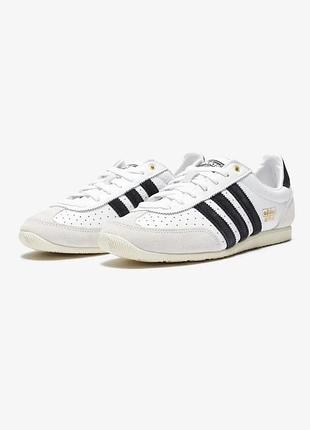 Кожаные кроссовки adidas originals japan w