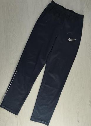 Спортивні штани nike