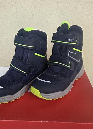 Зимові черевики superfit 36р