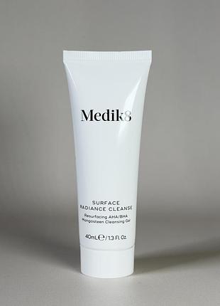 Medik8 - surface radiance cleanse - очищувальний гель із aha/bha та екстрактом мангостана, 40 ml