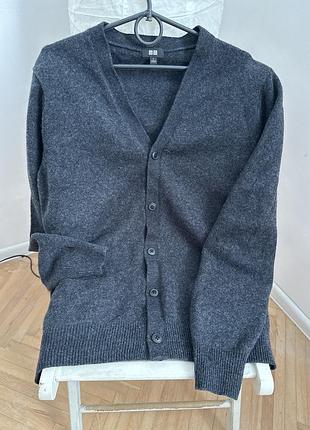 Вовняний жіночий кардиган uniqloженский шерстяной кардиган