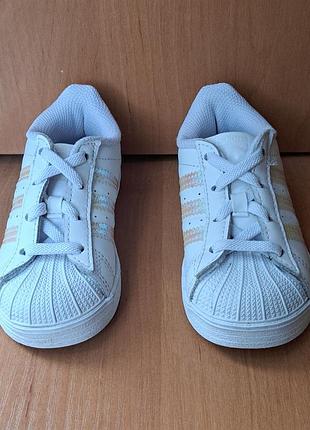 Оригінальні кросівки adidas p24 3