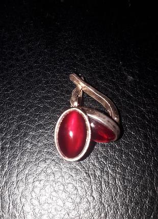 Сережки з  гранатом(штучно вирощеним).