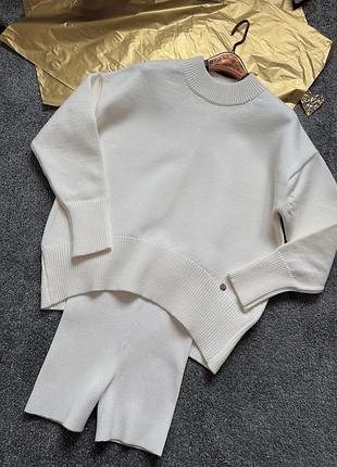 Светр білий xs / s roze atelier