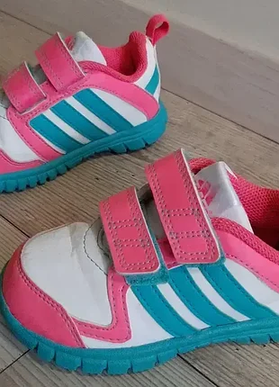 Кроссовки adidas для малышей (р.21)