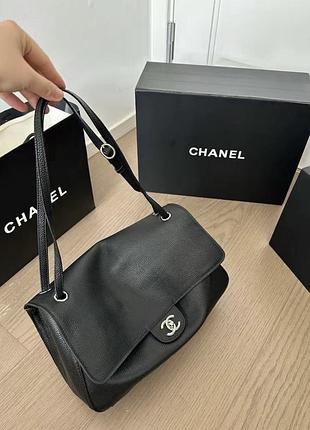 Шкіряна жіноча сумка chanel flap bag