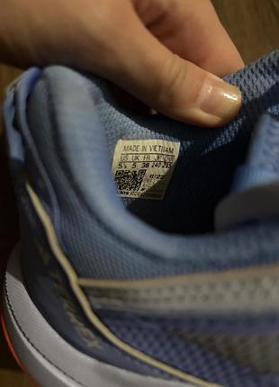 Кроссовки adidas 6