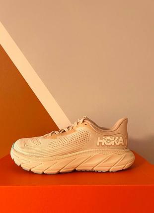 Женские кроссовки hoka arahi 7