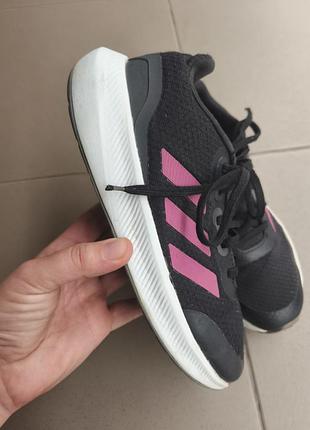 Оригинальные кроссовки adidas