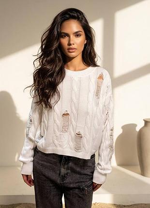 Жіночий oversize светр рванка  фактурної в'язки з декоративними розривами