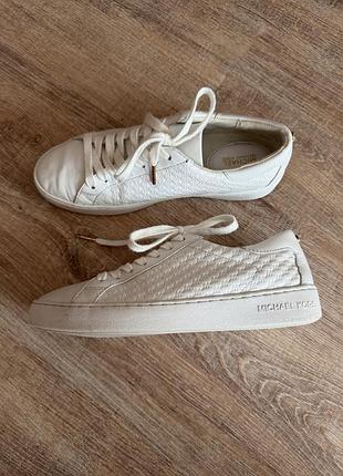 Шкіряні білі кеди michael kors colby sneaker оригінал. розмір 37 (23.5 см)